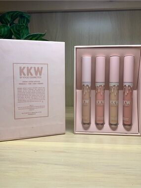 KKW x Kylie Cosmetics Pink and Nude Lipstick Set.